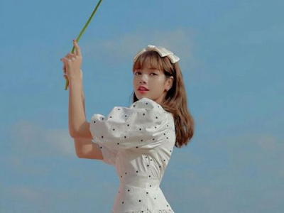 舞台上的Labubu：Lisa的意外惊喜瞬间